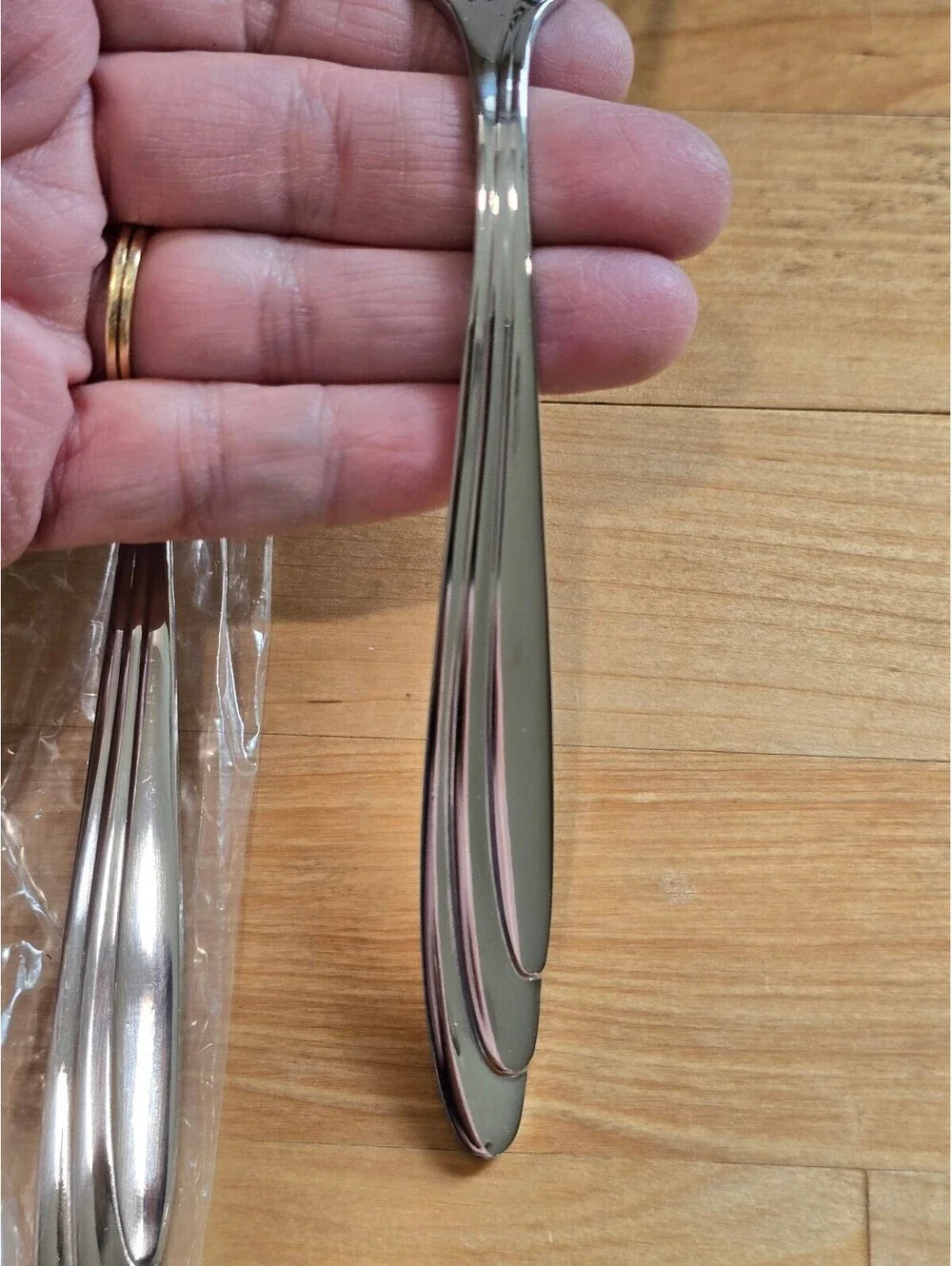 Reed & Barton Elise Set of 4 Tablespoon Stainless Flatware KOREA H6217 NOS